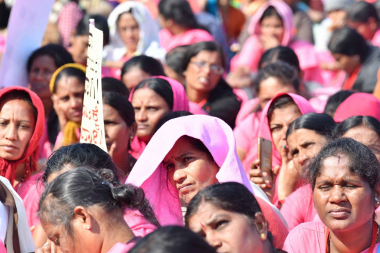 एमपी में आंगनबाड़ी कार्यकर्ताओं का मानदेय हुआ हाई, 5 लाख रुपए का इंश्योरेंस और जीवन बीमा के साथ सवा 