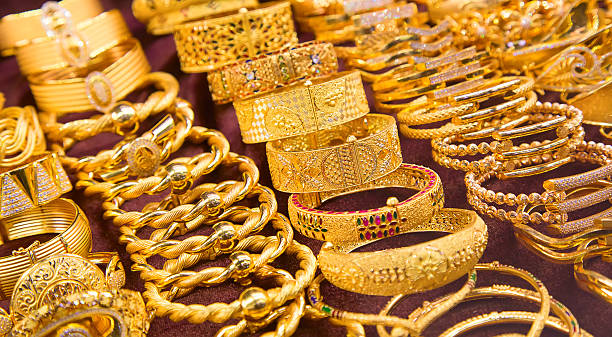 Gold crossed 75 thousand from 68 thousand in April, the price of silver also increased from 1100 rup